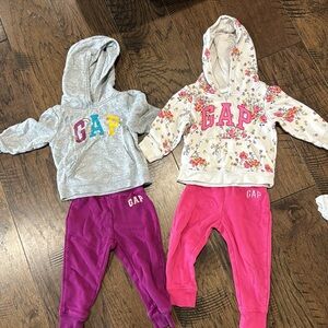 2T girls Gap sweatshirt and pants set